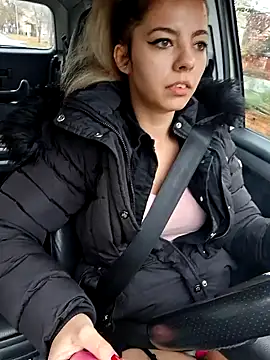 Snapshot of allinqueen chatting on December 10, 2024, 7:26 am allinqueen online show from December 10, 2024, 7:26 am