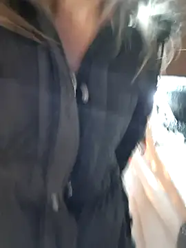 Snapshot of allinqueen chatting on January 5, 2025, 6:13 pm allinqueen online show from January 5, 2025, 6:13 pm