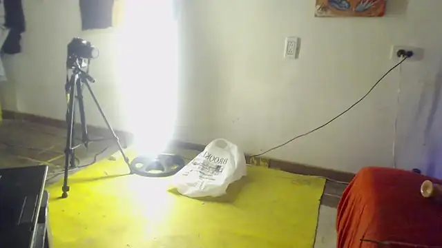 laye19 online show from March 9, 2025, 4:38 am