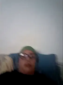 Snapshot of TraveTapatia chatting on August 2, 2026, 4:11 am TraveTapatia online show from August 2, 2026, 4:11 am