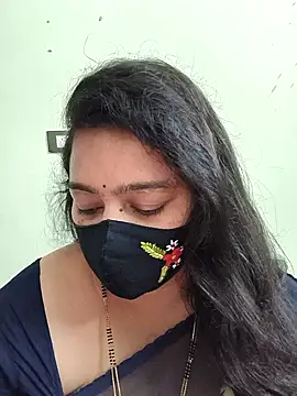 Snapshot of neelu-hoty chatting on March 2, 2026, 8:32 am neelu-hoty online show from March 2, 2026, 8:32 am