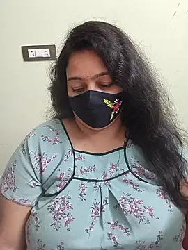 neelu-hoty online show from March 15, 2026, 8:48 pm