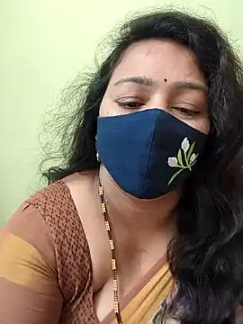 Snapshot of neelu-hoty chatting on April 28, 2026, 8:41 am neelu-hoty online show from April 28, 2026, 8:41 am