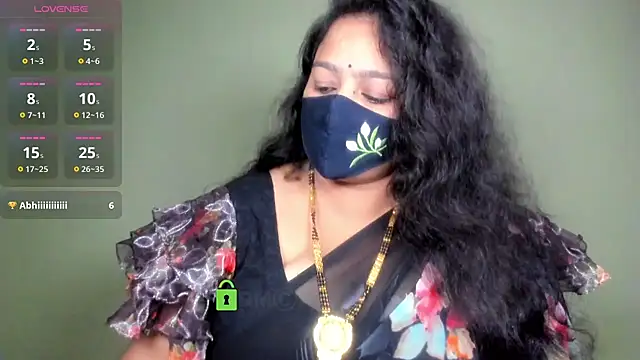 Snapshot of neelu-hoty chatting on July 4, 2026, 3:07 pm neelu-hoty online show from July 4, 2026, 3:07 pm