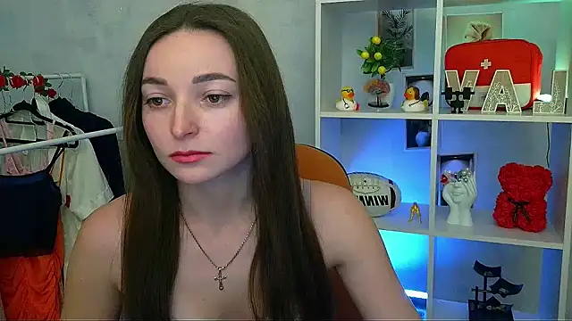  Barbie Kiss  online show from February 4, 2026, 3:51 pm