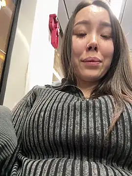 Asian Asami online show from January 17, 2025, 3:53 pm