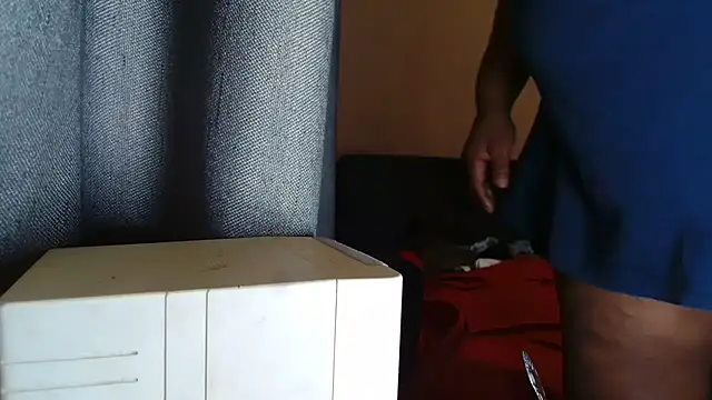 Snapshot of tinagiant chatting on November 14, 2025, 5:28 am tinagiant online show from November 14, 2025, 5:28 am