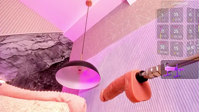 Snapshot of lennacooper chatting on March 21, 2025, 10:17 am lennacooper online show from March 21, 2025, 10:17 am