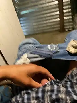 Snapshot of littybrowela12 chatting on November 18, 2025, 8:52 am littybrowela12 online show from November 18, 2025, 8:52 am