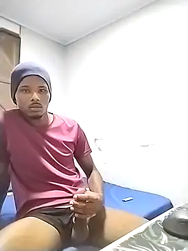 Preto raro  online show from March 15, 2026, 11:44 pm