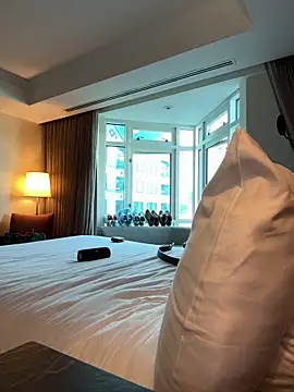 Snapshot of PeytonJohnn chatting on October 2, 2025, 8:49 pm PeytonJohnn online show from October 2, 2025, 8:49 pm