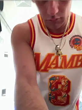 Snapshot of PeytonJohnn chatting on October 22, 2025, 4:40 pm PeytonJohnn online show from October 22, 2025, 4:40 pm