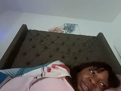 Snapshot of XXXLollipopsJuicy chatting on April 30, 2026, 10:25 pm XXXLollipopsJuicy online show from April 30, 2026, 10:25 pm