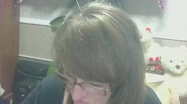 Manulyonok51 online show from January 4, 2025, 12:27 am