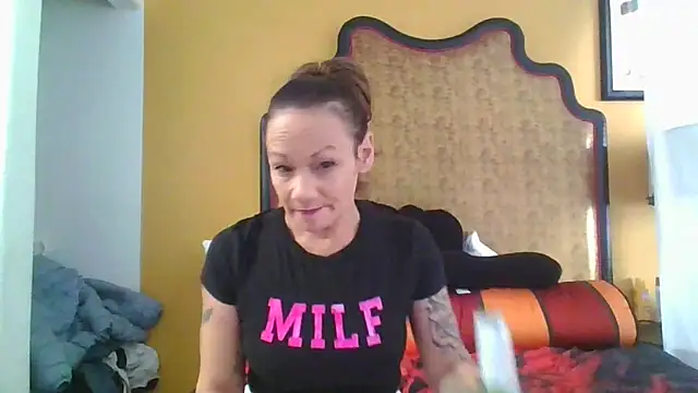 ALLURET4U online show from December 4, 2024, 8:18 pm