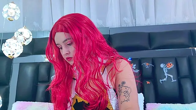 DahianaMoss online show from October 31, 2025, 11:44 am