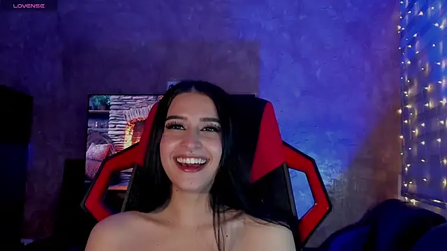 Charlotte greys online show from March 20, 2025, 3:56 am