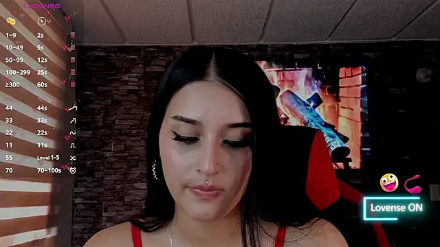 Charlotte greys online show from March 26, 2026, 8:58 pm