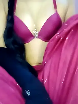 Snapshot of L_ucy1 chatting on January 8, 2025, 11:41 pm L ucy1 online show from January 8, 2025, 11:41 pm