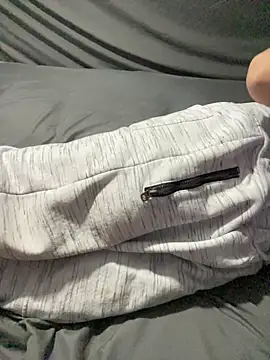 BigMac1596 online show from December 18, 2025, 11:27 am