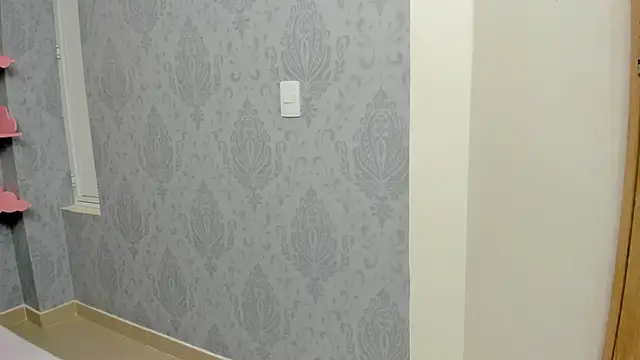 Snapshot of MaddyCute4u chatting on February 14, 2025, 12:14 pm MaddyCute4u online show from February 14, 2025, 12:14 pm