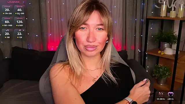 MilaBott online show from April 1, 2026, 8:06 pm