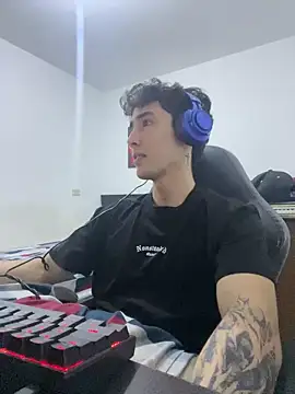 gojo satoru 18 online show from February 13, 2026, 2:40 am