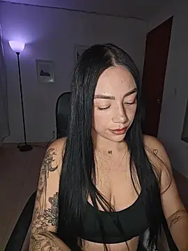 helena smith online show from July 28, 2026, 3:46 am
