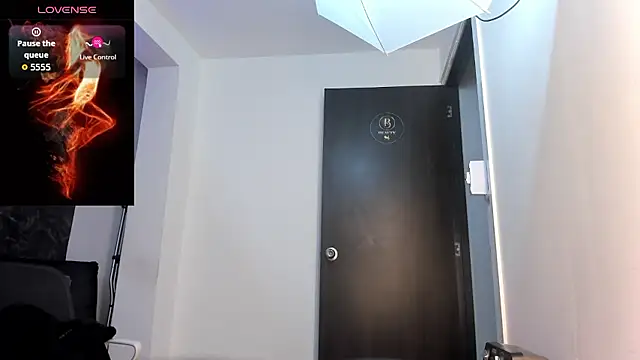 Bella Evans  online show from January 12, 2026, 7:08 pm