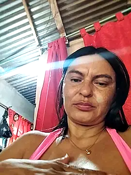 Snapshot of Horny-Mommy-Dirty chatting on March 16, 2025, 5:17 pm Horny-Mommy-Dirty online show from March 16, 2025, 5:17 pm