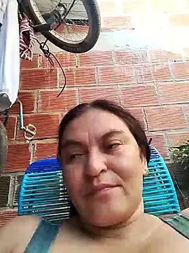 Snapshot of Horny-Mommy-Dirty chatting on November 1, 2025, 12:40 pm Horny-Mommy-Dirty online show from November 1, 2025, 12:40 pm