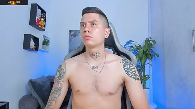 Yeiko Romero  online show from September 20, 2025, 4:41 pm