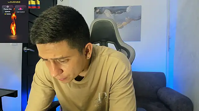 Yeiko Romero  online show from November 8, 2025, 8:51 pm