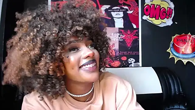 TIFFANYYSTAR online show from February 25, 2025, 7:47 pm