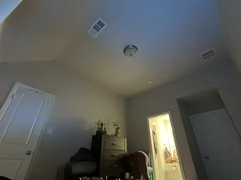 wynterheat online show from October 22, 2025, 1:06 am