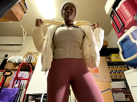 wynterheat online show from December 23, 2025, 7:39 am