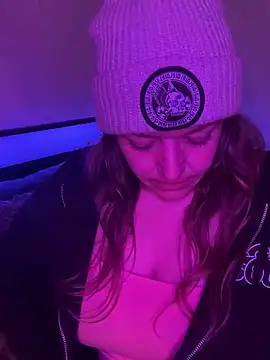 Snapshot of SummerV91 chatting on February 10, 2026, 3:10 am SummerV91 online show from February 10, 2026, 3:10 am