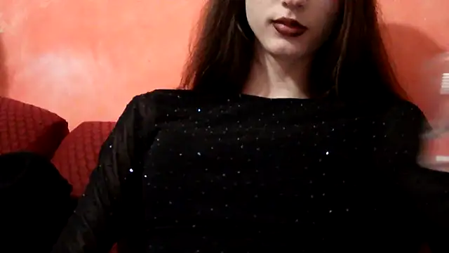 Snapshot of luniaitaliax3 chatting on January 1, 2025, 12:21 am luniaitaliax3 online show from January 1, 2025, 12:21 am