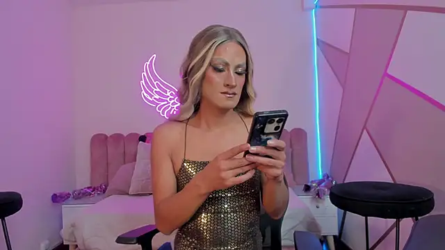  scarletmoore online show from February 1, 2025, 6:43 am