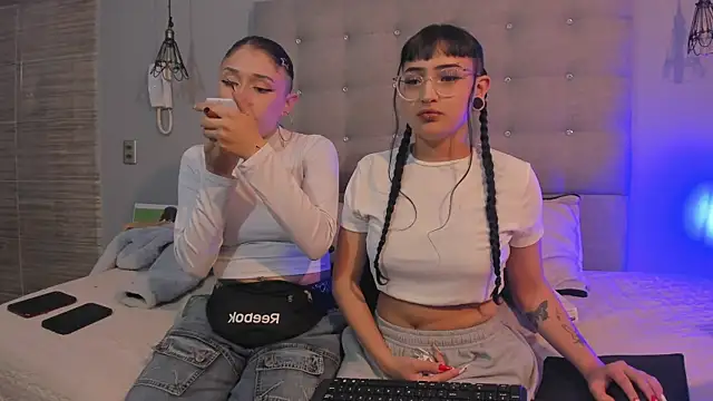 Zowi Hottiee online show from January 8, 2025, 9:12 pm