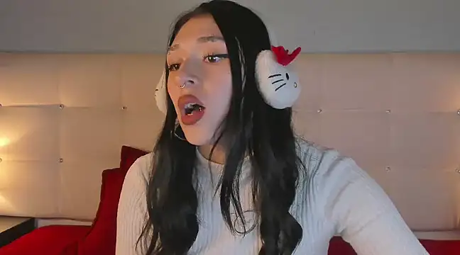 Zowi Hottiee online show from March 5, 2025, 2:46 am