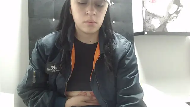 Zowi Hottiee online show from October 9, 2025, 7:12 pm