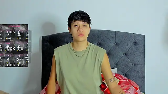 violet casper  online show from January 27, 2025, 9:55 am