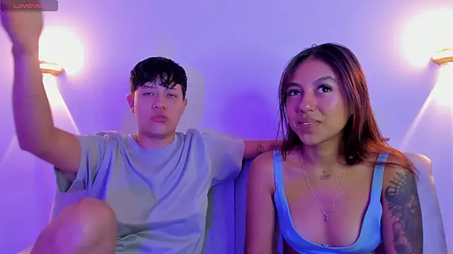 violet casper  online show from October 20, 2025, 4:35 am