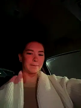 Denise Garciia online show from December 1, 2024, 4:51 pm