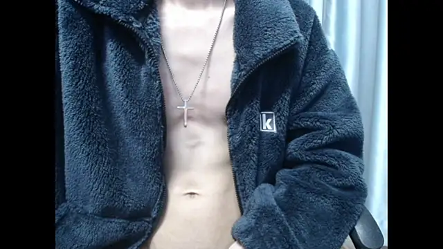 wujiaxing22 online show from December 17, 2024, 4:11 pm