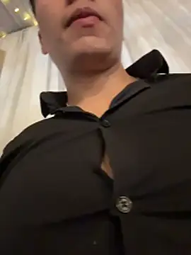 Logan smith1 online show from April 12, 2026, 1:10 am