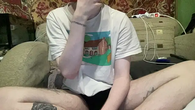 Snapshot of tyler_8x chatting on March 9, 2025, 12:09 pm tyler 8x online show from March 9, 2025, 12:09 pm