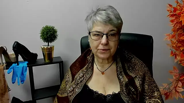 IrisDream online show from February 20, 2025, 7:12 am