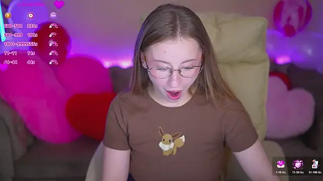 SilverrMoon online show from February 9, 2026, 7:01 am